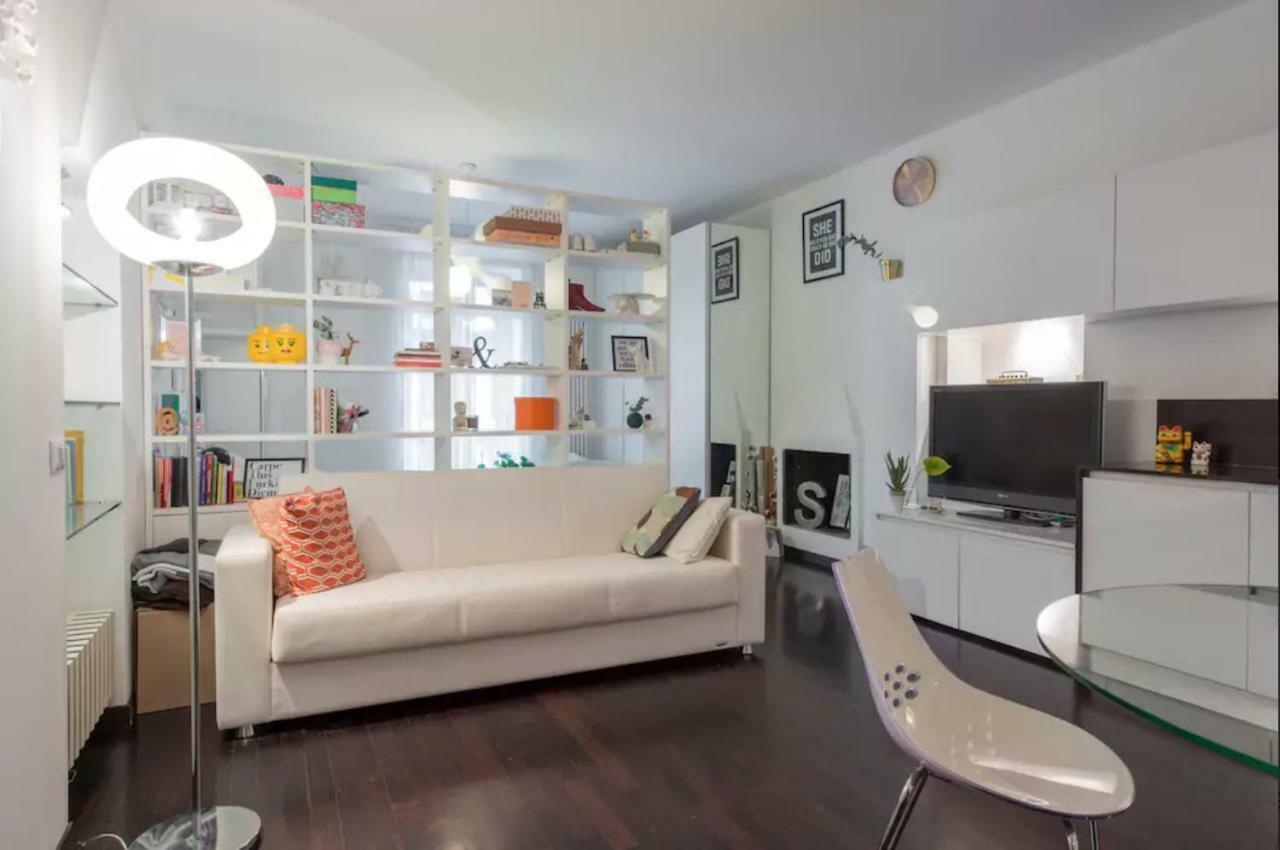 Lovely Apartment In The Heart Of Milan Exterior photo